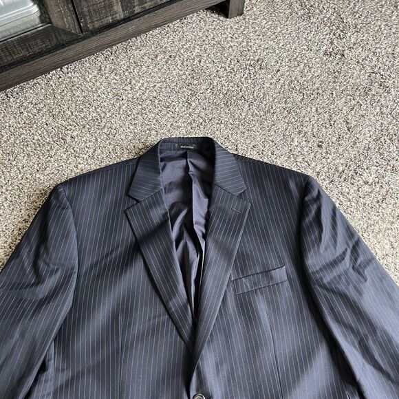 Lauren Ralph Lauren 100% Wool Blazer Jacket Navy Men 46R Pinstripe 2 Buttons - Picture 2 of 9